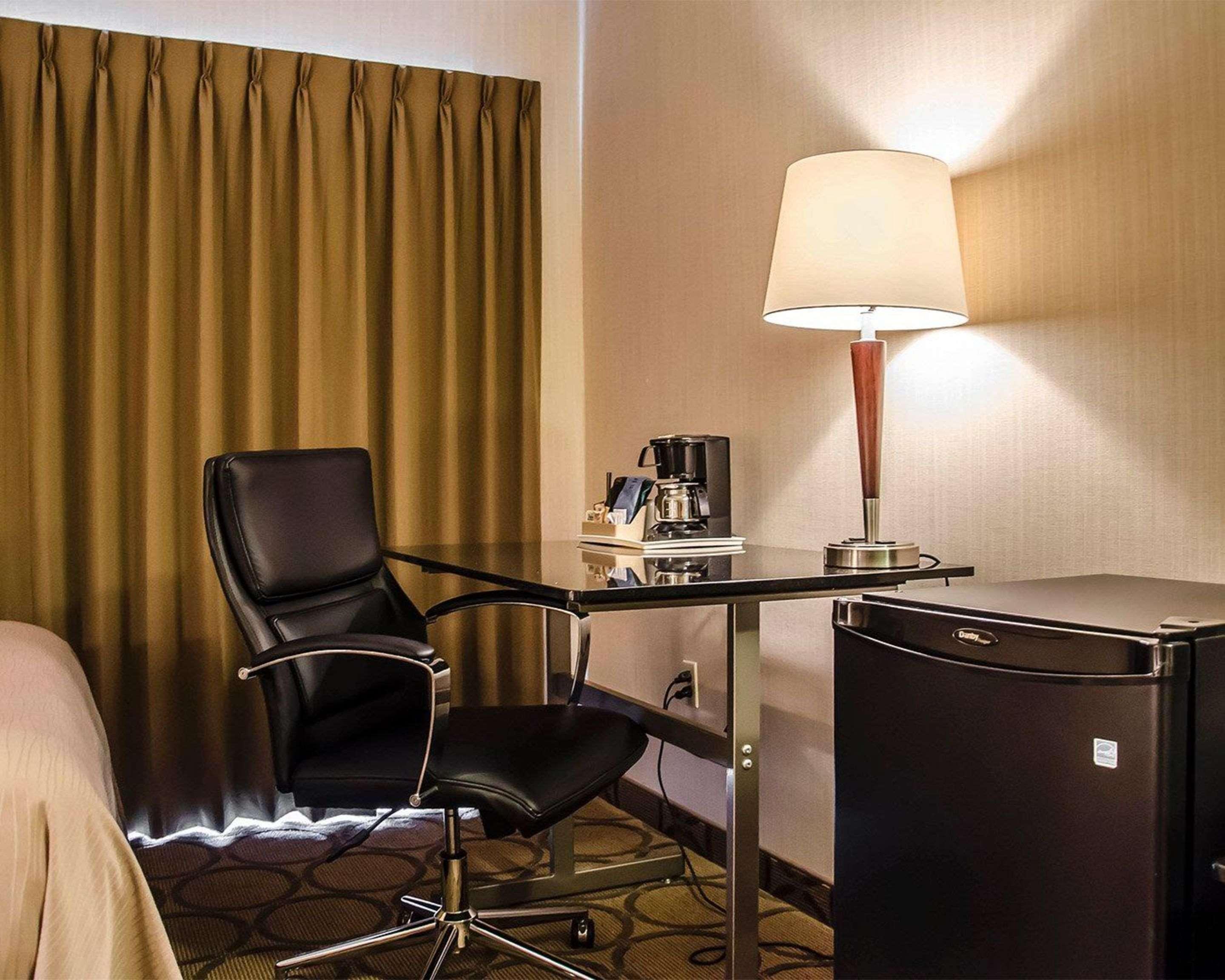 Comfort Inn South Shore Boucherville Ngoại thất bức ảnh